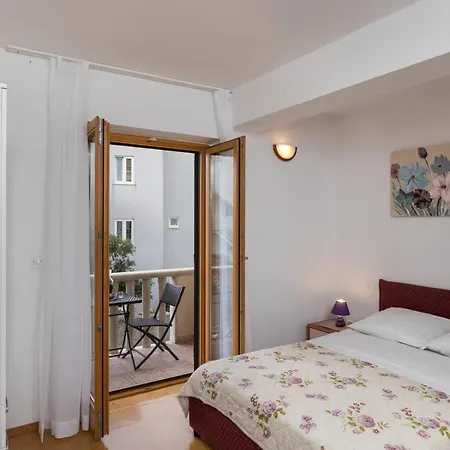 & Cina - Basic Studio With Balcony And Sea View *